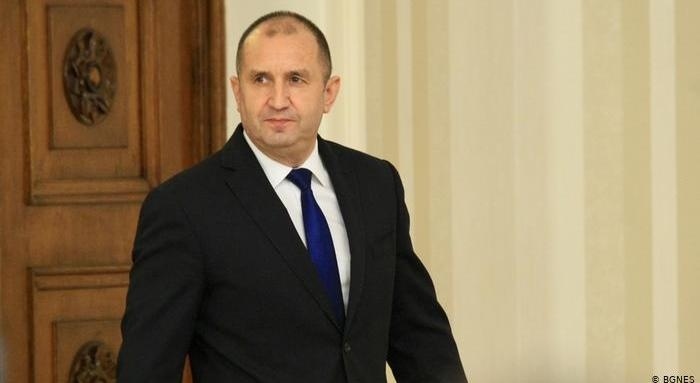 Президента Радев връчва последния мандат за съставяне на правителство на БСП